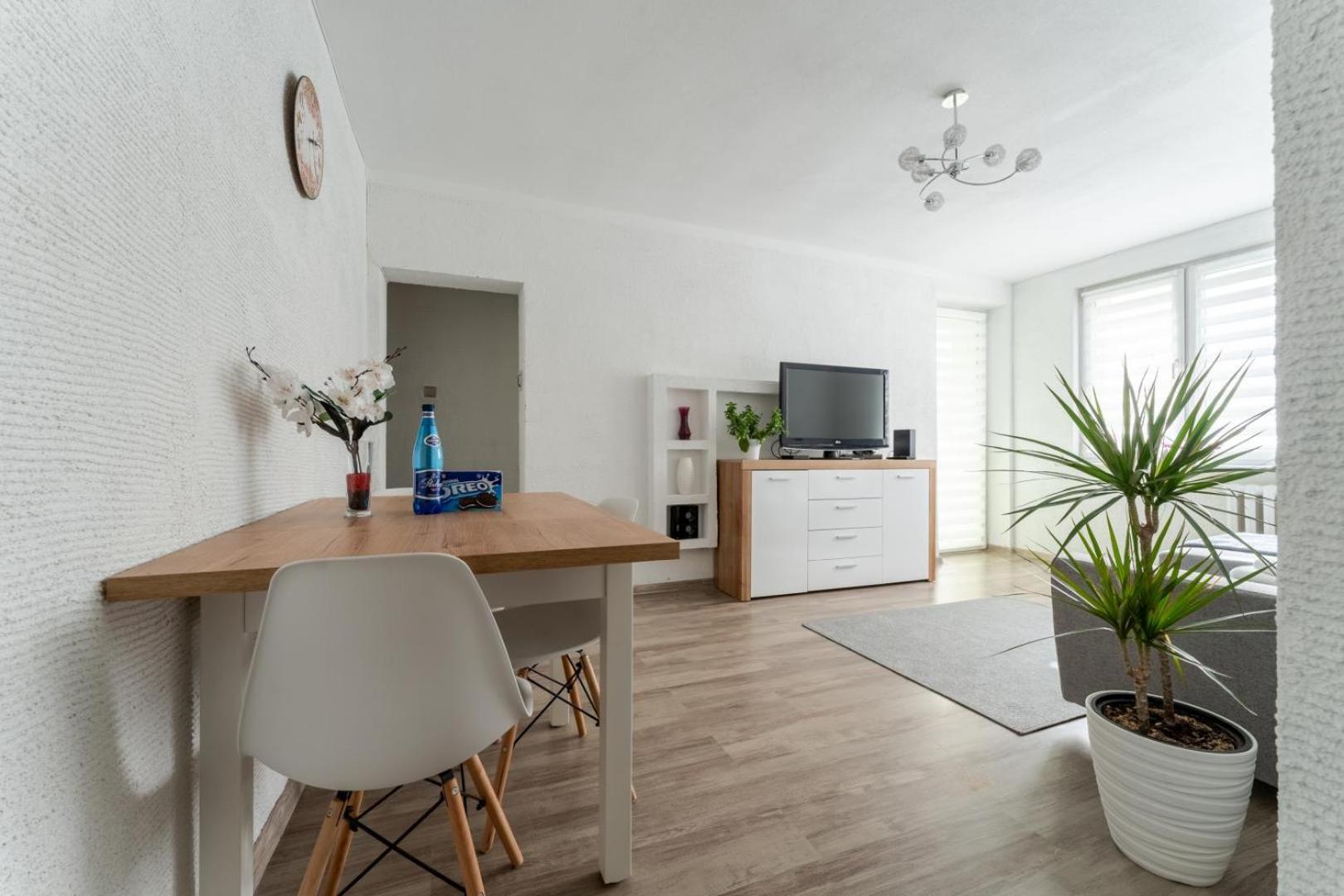 ילנייה גורה Apartament Gold - 2 Osobne Sypialnie Z Balkonem - Spaceapart מראה חיצוני תמונה