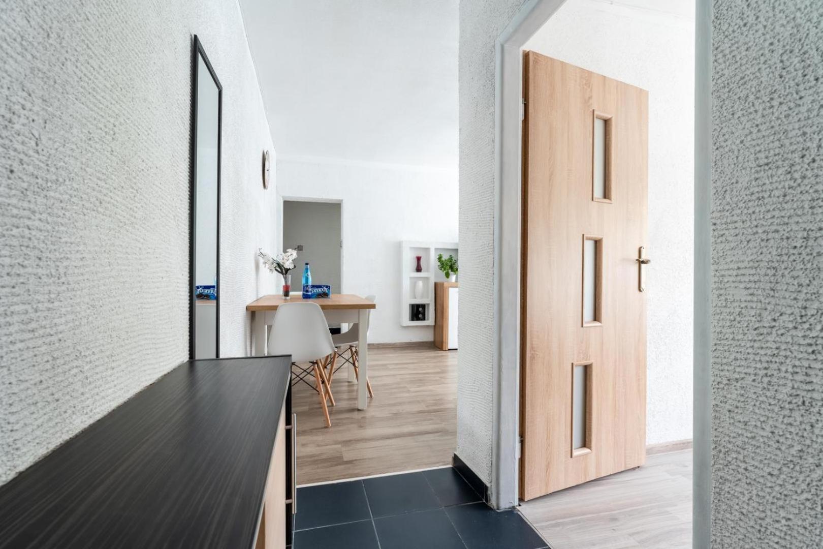 ילנייה גורה Apartament Gold - 2 Osobne Sypialnie Z Balkonem - Spaceapart מראה חיצוני תמונה